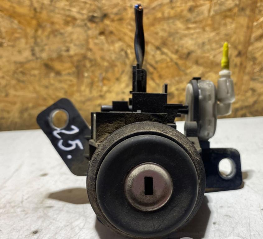 Mercedes A W168 1997-2004 hatchback 1.4 petrol MT 60 kW 2002  Zámok zadnej kapoty A168740091