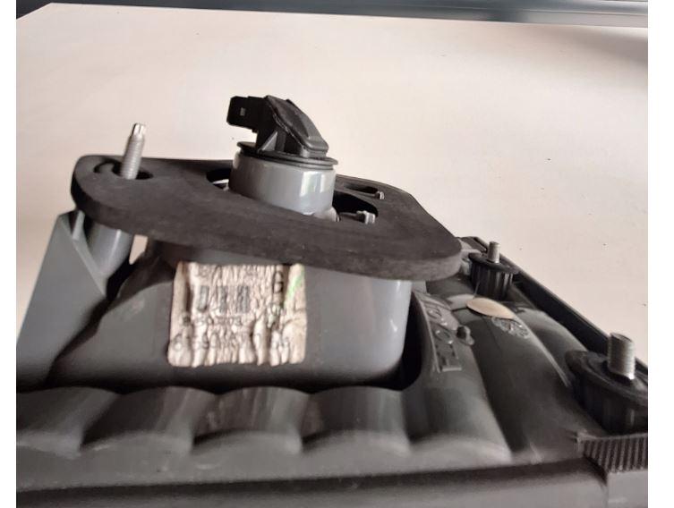 Toyota Avensis III T27 2009-2018 combi 2.0 D4D diesel MT 93 kW 2011  Svetlo zadné ľavé 81590-05110 89032447A