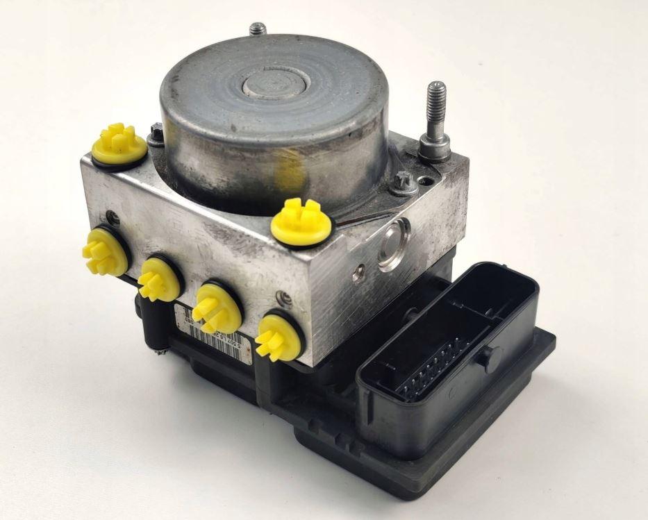 Opel Corsa D 2006-2014 hatchback 1.4 16v petrol MT 64 kW 2013  Pumpa ABS 0265232288 0265800796 13282282 FE