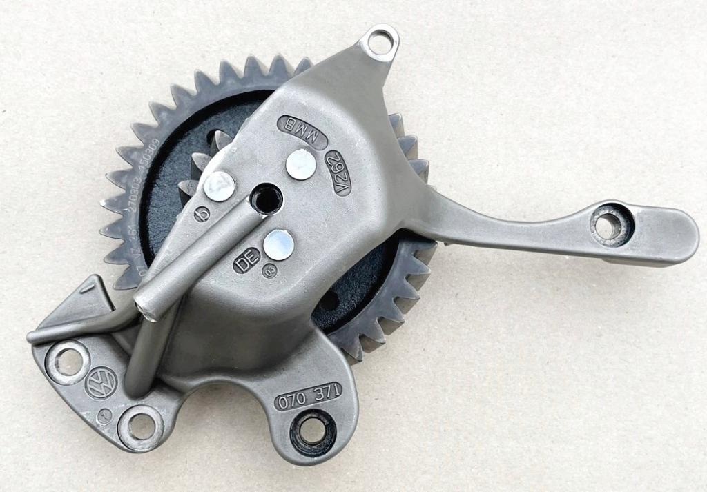 Volkswagen Touareg I 2002-2010 hatchback 2.5 TDI diesel MT 128 kW Rozvod motora 070109237