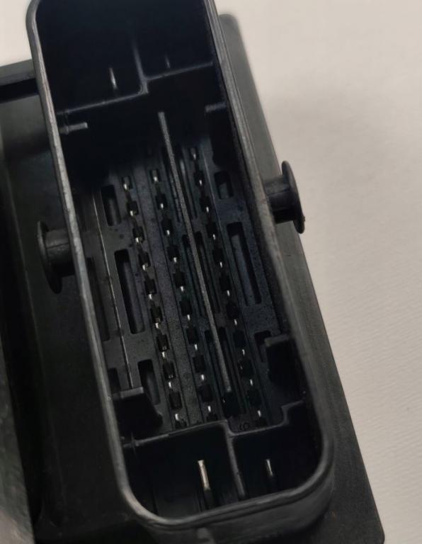 Opel Corsa D 2006-2014 hatchback 1.4 16v petrol MT 64 kW 2013  Pumpa ABS 0265232288 0265800796 13282282 FE