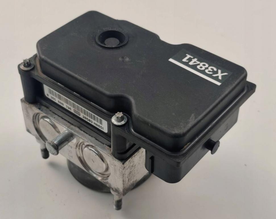 Opel Corsa D 2006-2014 hatchback 1.4 16v petrol MT 64 kW 2013  Pumpa ABS 0265232288 0265800796 13282282 FE