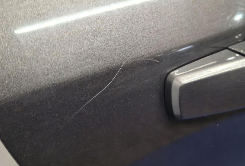 Opel Astra IV 2009-2015 combi 1.6 16v petrol MT 85 kW 2011  Dvere zadné pravé Z177