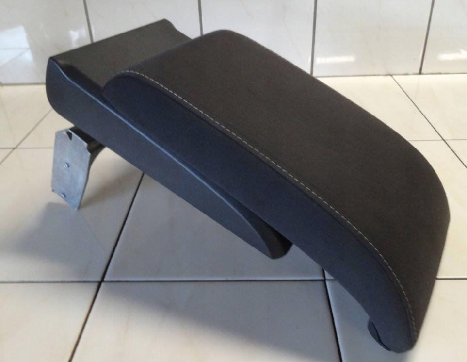 Volkswagen Touran I 2003-2015 minivan Lakťová opierka 1T0864249C 1T0864208