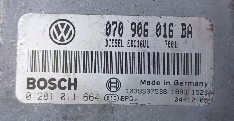 Volkswagen Transporter T5 2003-2015 hatchback 1.9 TDI diesel MT 62 kW 2008  Riadiaca jednotka motora 070906016BA