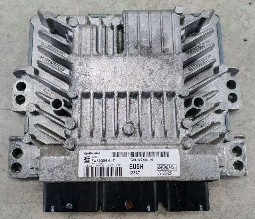 Ford Mondeo Mk4 2007-2014 hatchback 2.0 TDCI diesel MT 103 kW 2009  Riadiaca jednotka motora 7G91-12A650-UH 5WS40595H