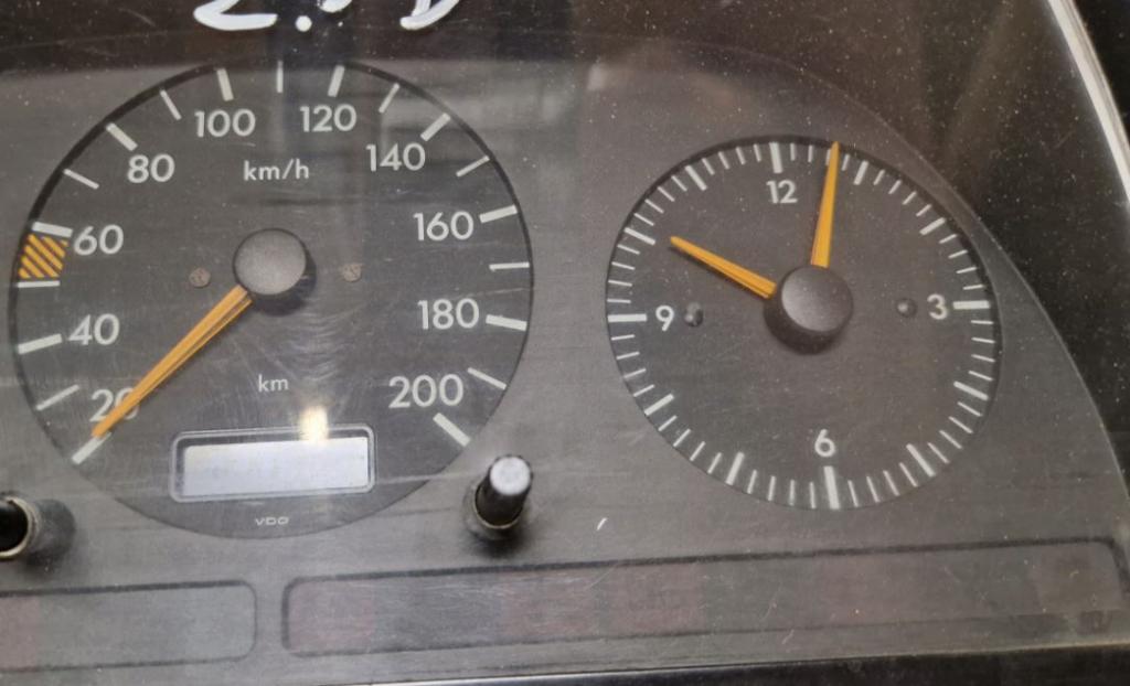 Mercedes Vito W638 1996-2003 2.3 TD diesel MT 72 kW 1998  Prístrojová doska 0005423001