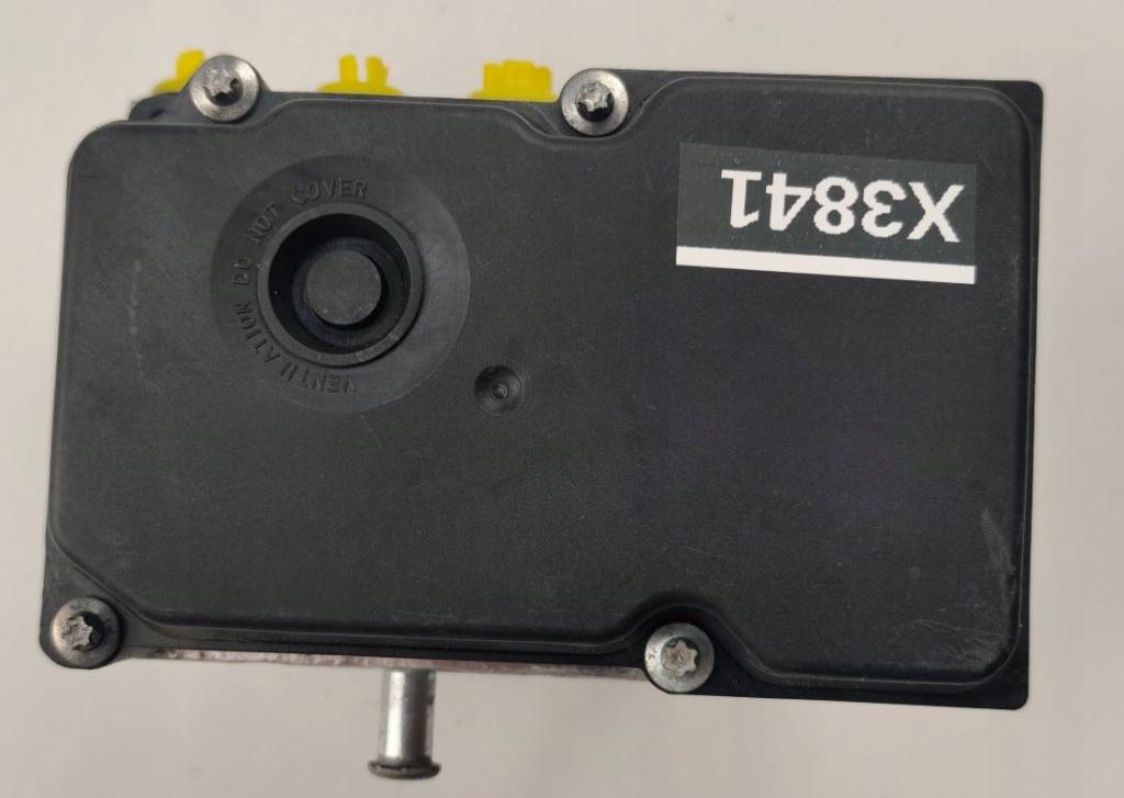 Opel Corsa D 2006-2014 hatchback 1.4 16v petrol MT 64 kW 2013  Pumpa ABS 0265232288 0265800796 13282282 FE