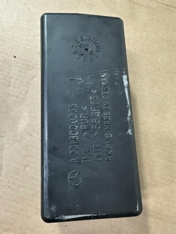 Mercedes CL W216 pumpa kufrových dverí A2168000148