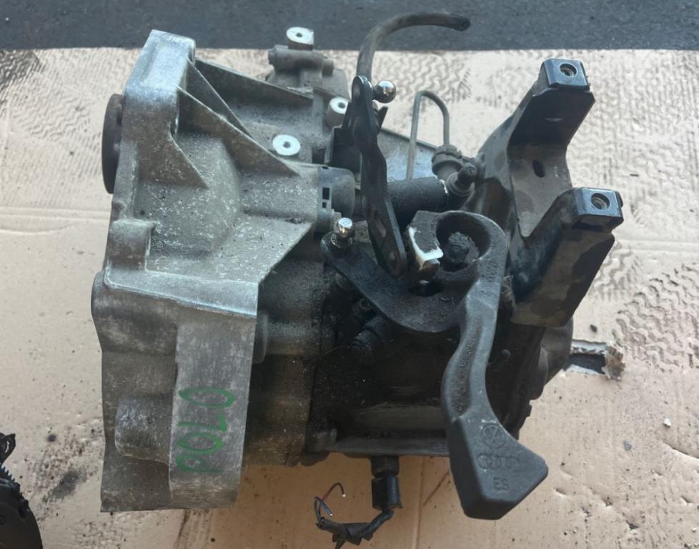 Seat Leon II 2005-2012 hatchback 1.4 TSI petrol MT 92 kW 2009  Prevodovka manuálna 02T301103M  GX2