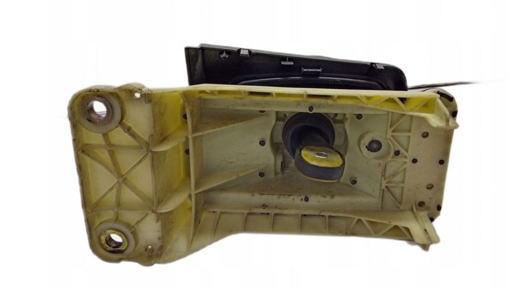 Skoda Octavia I 1996-2010 hatchback 1.6 SR petrol MT 75 kW 2005  Rýchlostná páka (kulisa) 1J0711061A