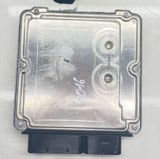 Volkswagen Transporter T5 2003-2015 hatchback 1.9 TDI diesel MT 62 kW 2008  Riadiaca jednotka motora 070906016BA