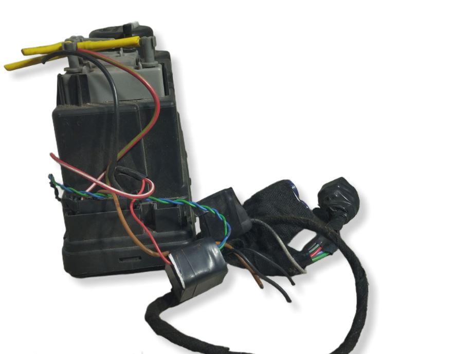 Mercedes C W202 1993-2001 sedan 2.2 CDI diesel MT 92 kW 1999  Riadiaca jednotka centrálneho zámku 2108001648 00782822 002298247