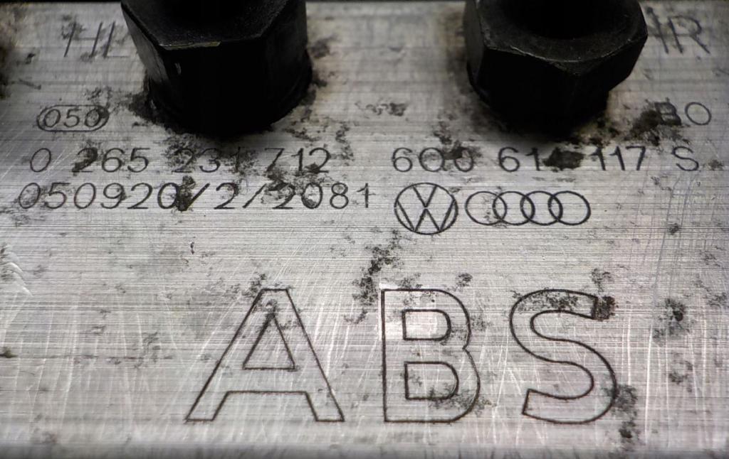 Skoda Fabia I 1999-2007 hatchback 1.4 petrol MT 50 kW 2000  Pumpa ABS 0265231712 6Q0614117S 0265800511 6Q0907379AF