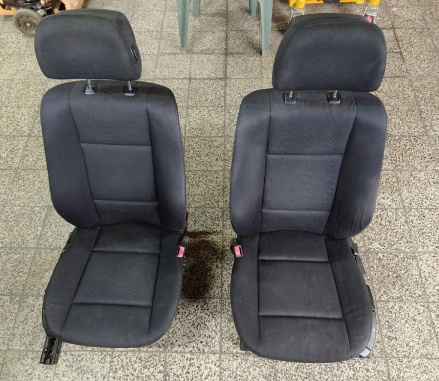 BMW X3 E83 2003-2010 hatchback 2.0 D diesel MT 110 kW 2007  Sedadlo komplet prave+lave vyhrievane