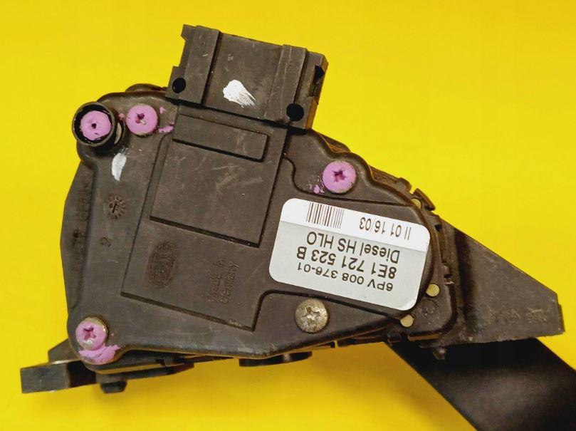 Audi A4 B6 2000-2004 sedan 1.9 TDI diesel MT 96 kW 2002  Potenciometer plynového pedálu 8E1721523B