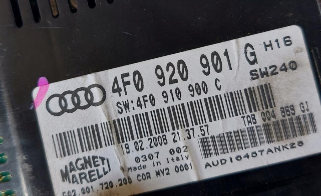 Audi A6 C6 2004-2011 2.7 TDI  2008  Prístrojová doska 4F0920901G