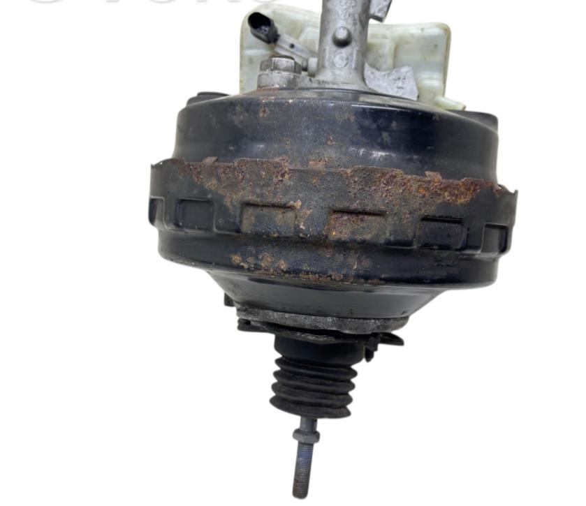 Audi A4 B6 2000-2004 combi 1.9 TDI diesel MT 96 kW 2003  Posilňovač bŕzd 8E0612105N