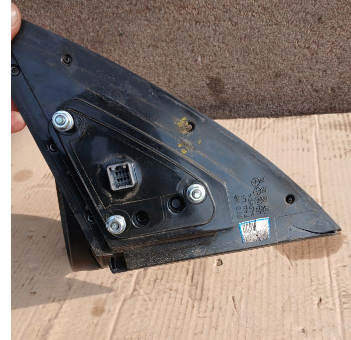 Hyundai I30 I LIFT  2007-2012 hatchback 1.4 16v petrol MT 80 kW 2011  Spätné zrkadlo vonkajšie ľavé 8PIN