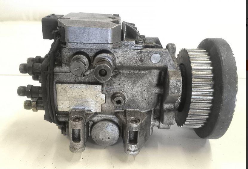 Audi A6 C5 1997-2004 sedan 2.5 TDI diesel AT 132 kW 2004  Vstrekovacie čerpadlo 059130106EX 0986444016