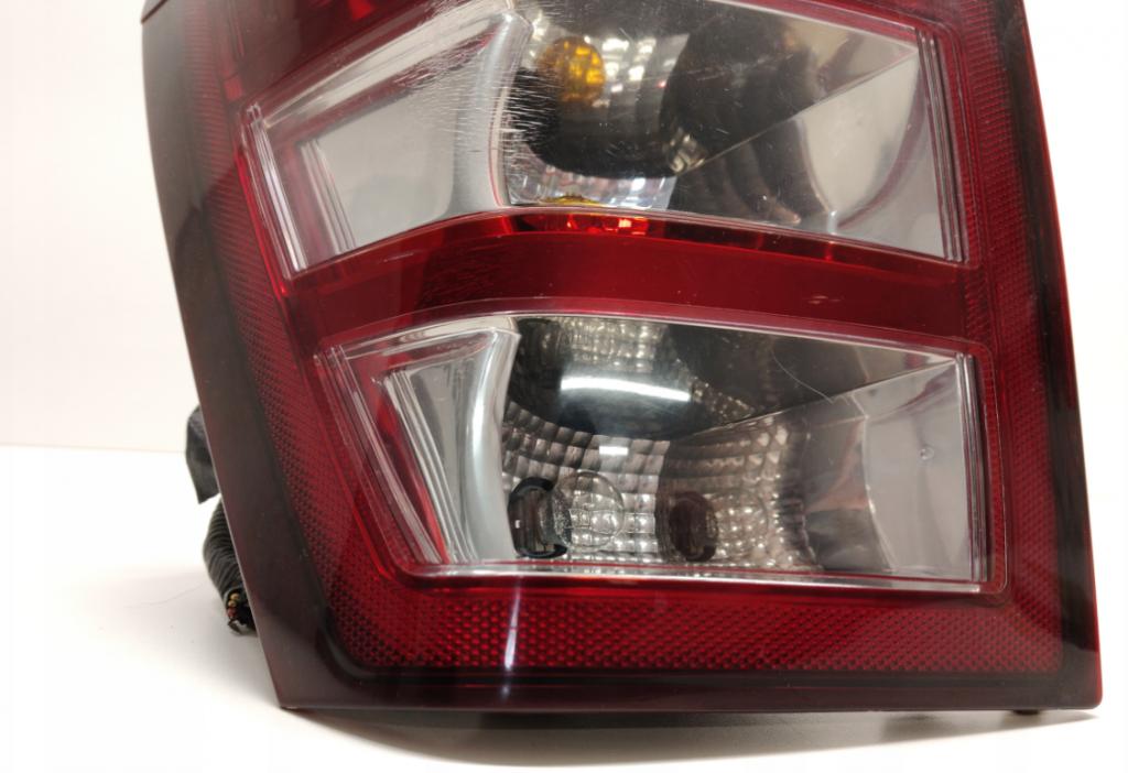 Jeep Grand cherokee WK 2004-2010 suv Svetlo zadné ľavé 55156721AE