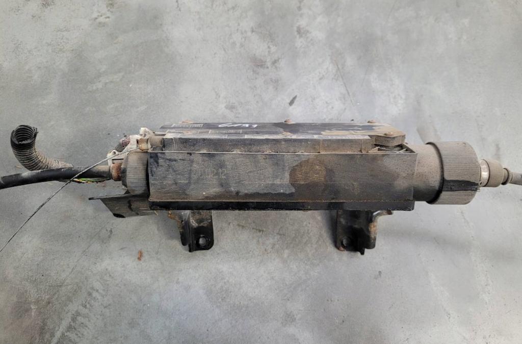 Peugeot 508 2010-2018 2.2 HDI diesel 150 kW  Ručná brzda elektrická 9874350580