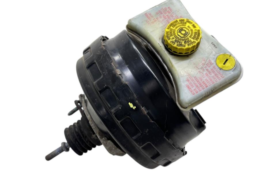 Audi A4 B6 2000-2004 combi 1.9 TDI diesel MT 96 kW 2003  Posilňovač bŕzd 8E0612105N