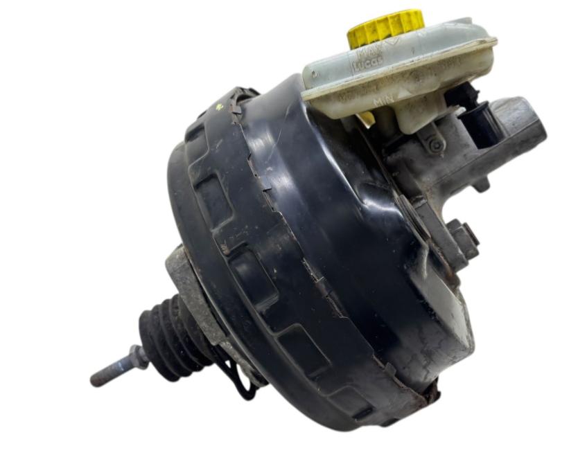 Audi A4 B6 2000-2004 combi 1.9 TDI diesel MT 96 kW 2003  Posilňovač bŕzd 8E0612105N