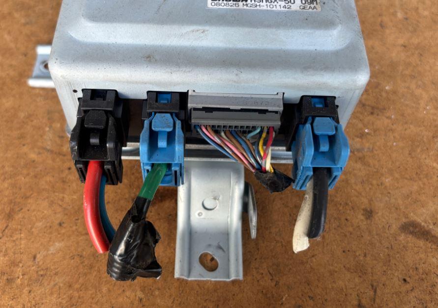 Honda Civic VIII 2006-2011 hatchback 1.4 16v petrol AT 61 kW 2006  Modul servocerpadla 39980-SMG-G2