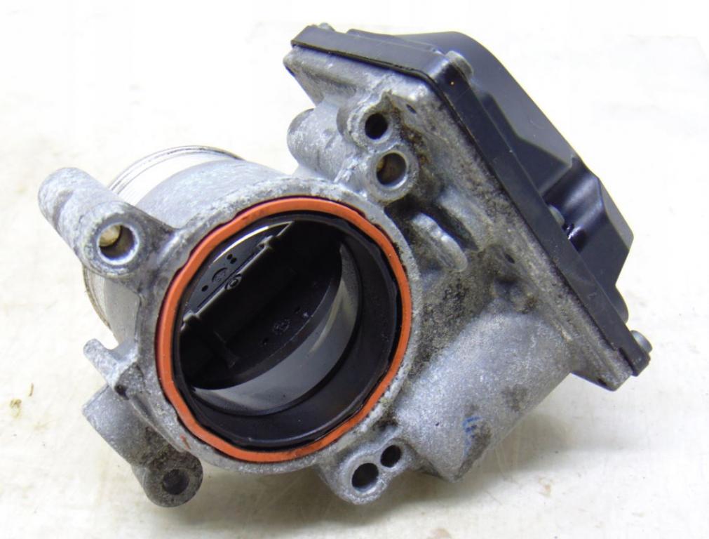 Audi A4 B8 2007-2015 sedan 2.0 TDI diesel MT 105 kW 2008  Škrtiaca klapka 03L128063T