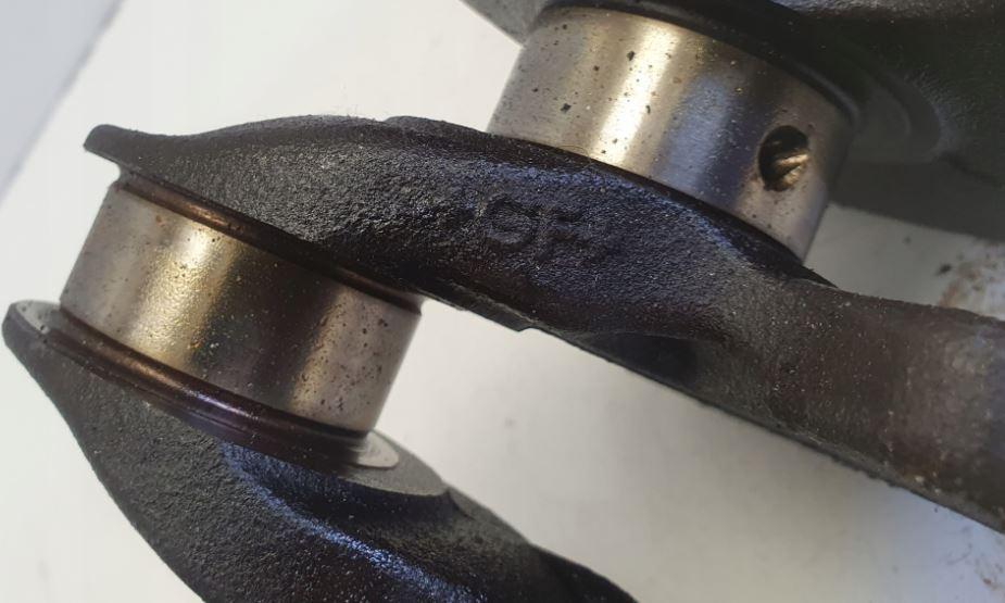 Mini Cooper One II R56 2006-2013 hatchback 1.6 16V 90 kW 122 HP  Kľukový hriadeľ 53466005 N16B16A