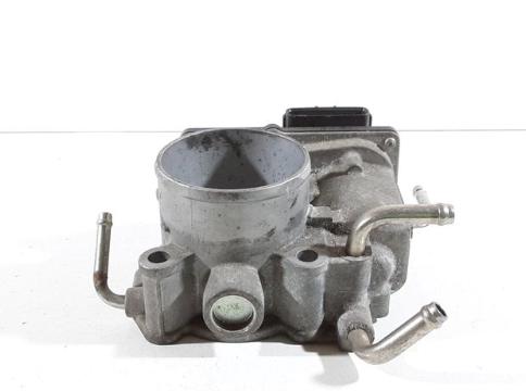 Toyota Rav4 III 2005-2012 hatchback 2.0 VVTI petrol AT 112 kW 2009  Škrtiaca klapka 22030-28070