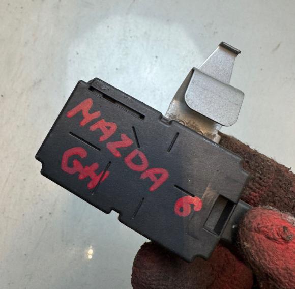 Mazda 6 II GH 2007-2012 combi Riadiaca jednotka centrálneho zámku DH55675DZB