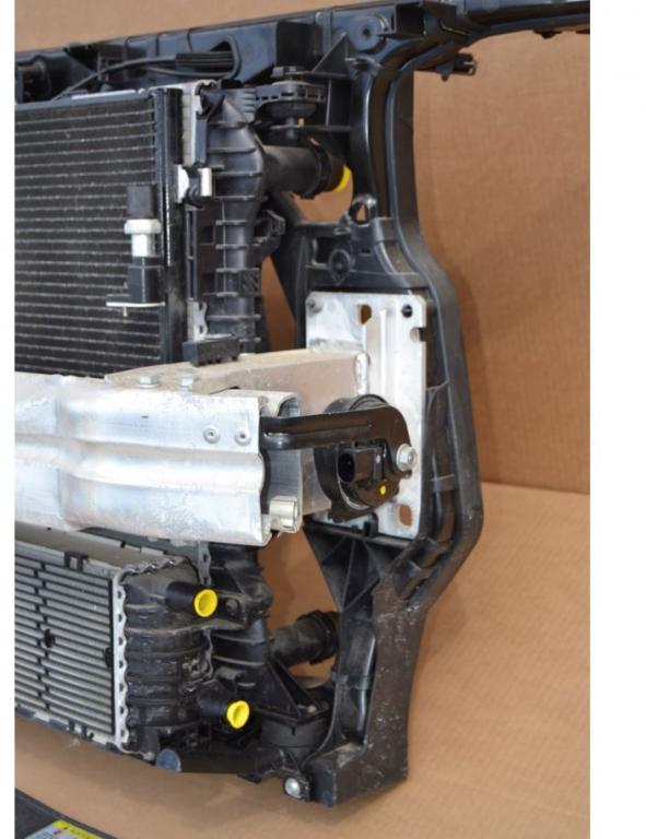 Audi A5 8T 2007-2016 sedan 2.0TDI  Ventilátor chladiča klimatizácie