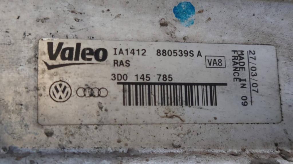Volkswagen Phaeton sedan 3.0 TDI diesel AT 165 kW 2007  Intercooler (chladič nasávaného vzduchu) 3D0145785 880539SA