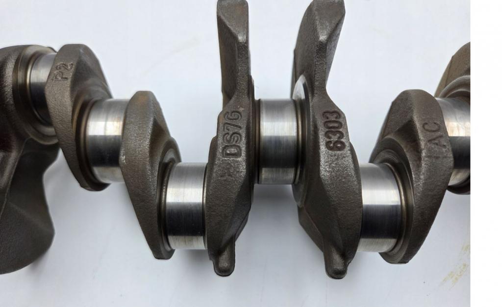 Ford Kuga Mk2 2013-2019 hatchback 2.0 TDCI diesel MT 110 kW 2016  Kardaňový hriadeľ DS7G6303AC