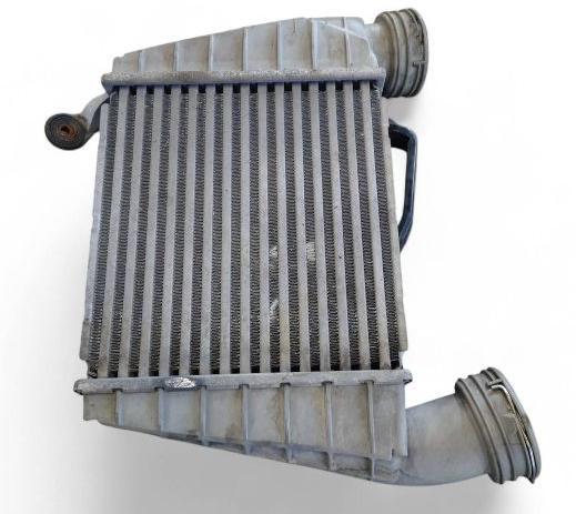 Volkswagen Phaeton sedan 3.0 TDI diesel AT 165 kW 2007  Intercooler (chladič nasávaného vzduchu) 3D0145785 880539SA