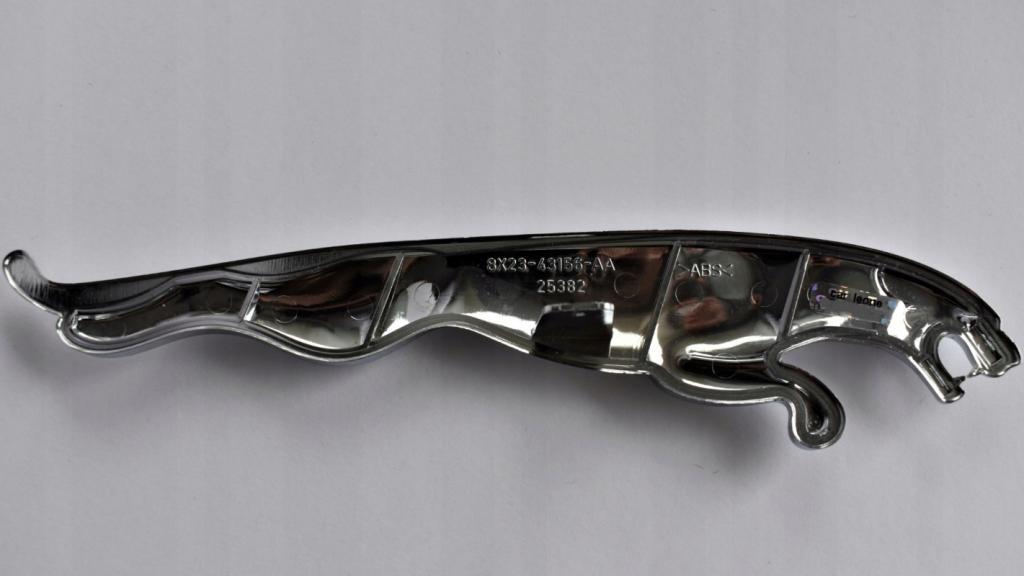 Jaguar XF I X250 2007-2015 Znak (logo) 8X23-43156-AA