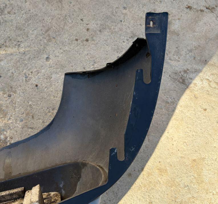 Chrysler Pt cruiser hatchback 2.0 16v petrol MT 104 kW 2002  Nárazník zadný