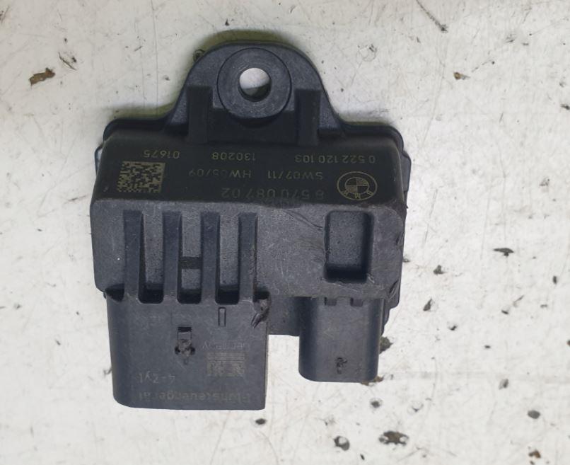 BMW 1 F20 2011-2019 hatchback 2.0 D diesel MT 85 kW 2014  Relé 857008702