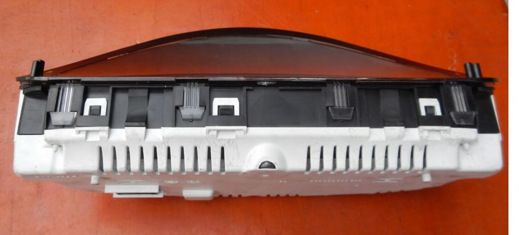 Mercedes Vito W639 2003-2014 2.2 CDI diesel MT 110 kW 2003  Prístrojová doska A6394462921