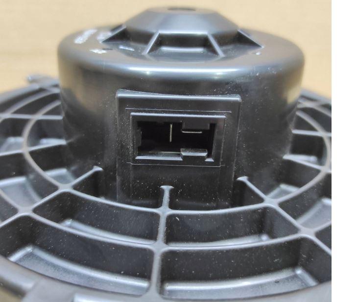 Renault Laguna III 2007  2015 hatchback 2.0 DCI diesel   MT  Ohrievanie, ventilácia