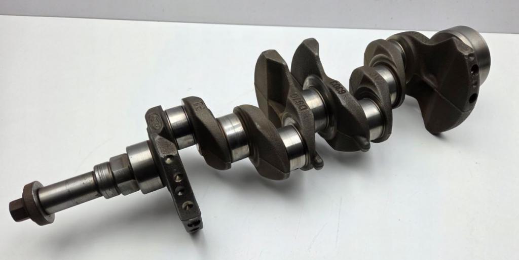 Ford Kuga Mk2 2013-2019 hatchback 2.0 TDCI diesel MT 110 kW 2016  Kardaňový hriadeľ DS7G6303AC