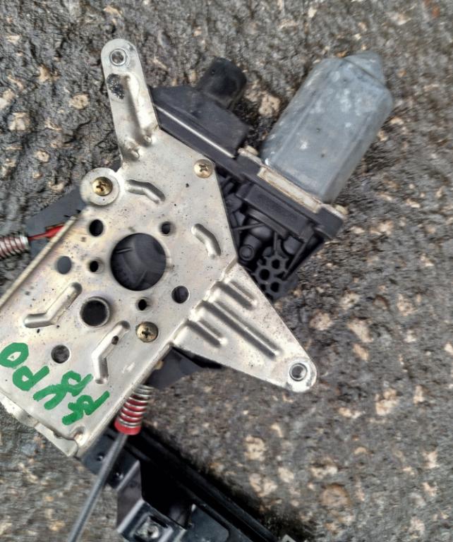 Volkswagen Lupo hatchback Mechanizmus sťahovania okna predný pravý 6X0959801A