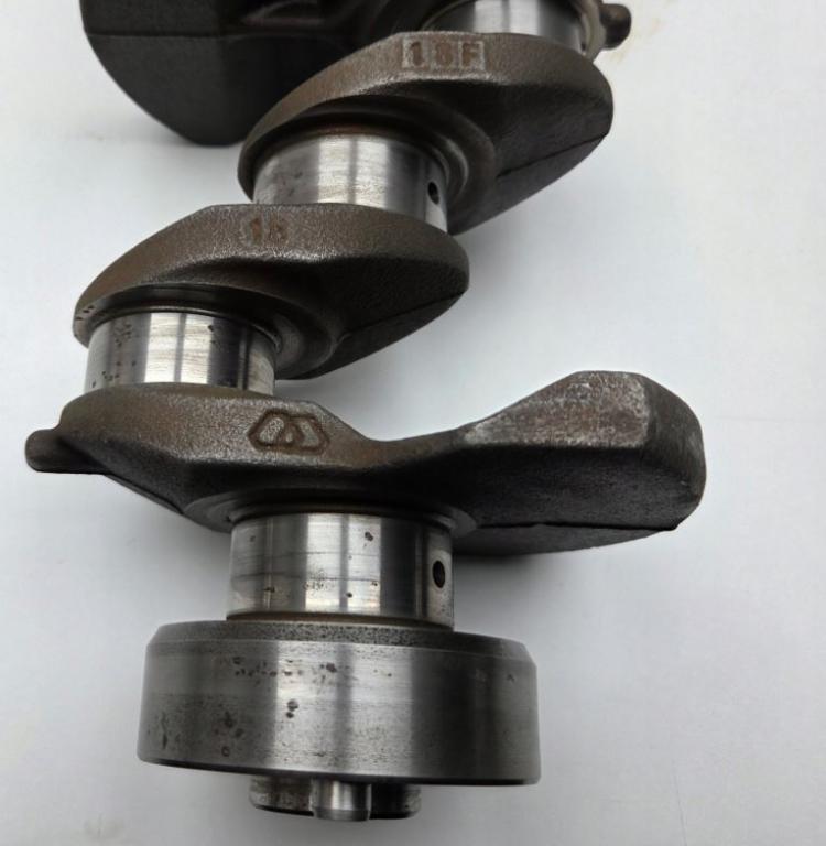 Ford Kuga Mk2 2013-2019 hatchback 2.0 TDCI diesel MT 110 kW 2016  Kardaňový hriadeľ DS7G6303AC