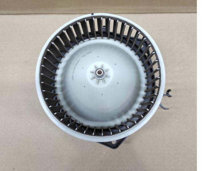 Renault Laguna III 2007  2015 hatchback 2.0 DCI diesel   MT  Ohrievanie, ventilácia