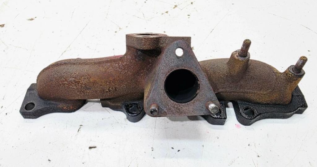 Audi A4 B8 2007-2015 combi 2.0 TDI diesel MT 130 kW 2013  Výfukové potrubie 03L253033B