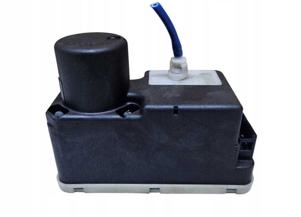 Volkswagen Polo III 6N 1994-2001 hatchback 1.9 SDI diesel MT 47 kW 2000  Pumpa centrálneho zámku 6N0962257A