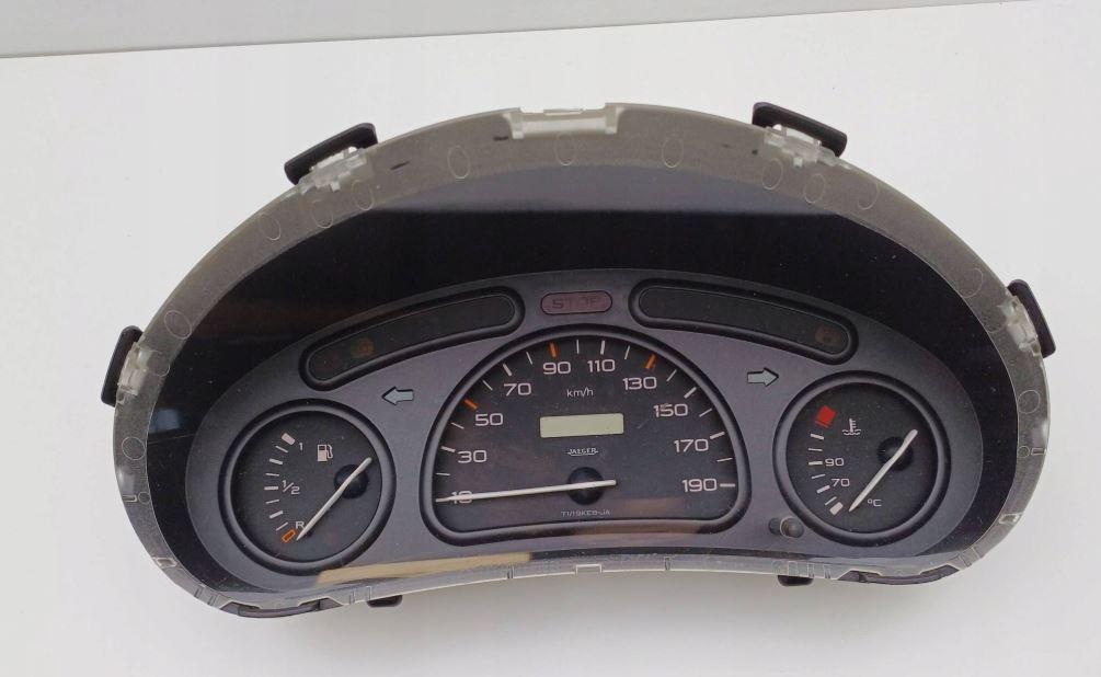 Peugeot 206 hatchback 1.1 petrol MT 44 kW 2002  Prístrojová doska 9634960980