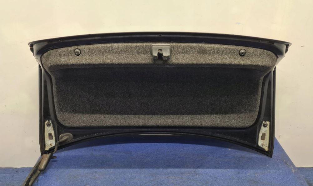 Volkswagen Jetta V 2005-2010 sedan 1.9 TDI diesel MT 77 kW 2008  Kapota zadná (kufor) LC9X